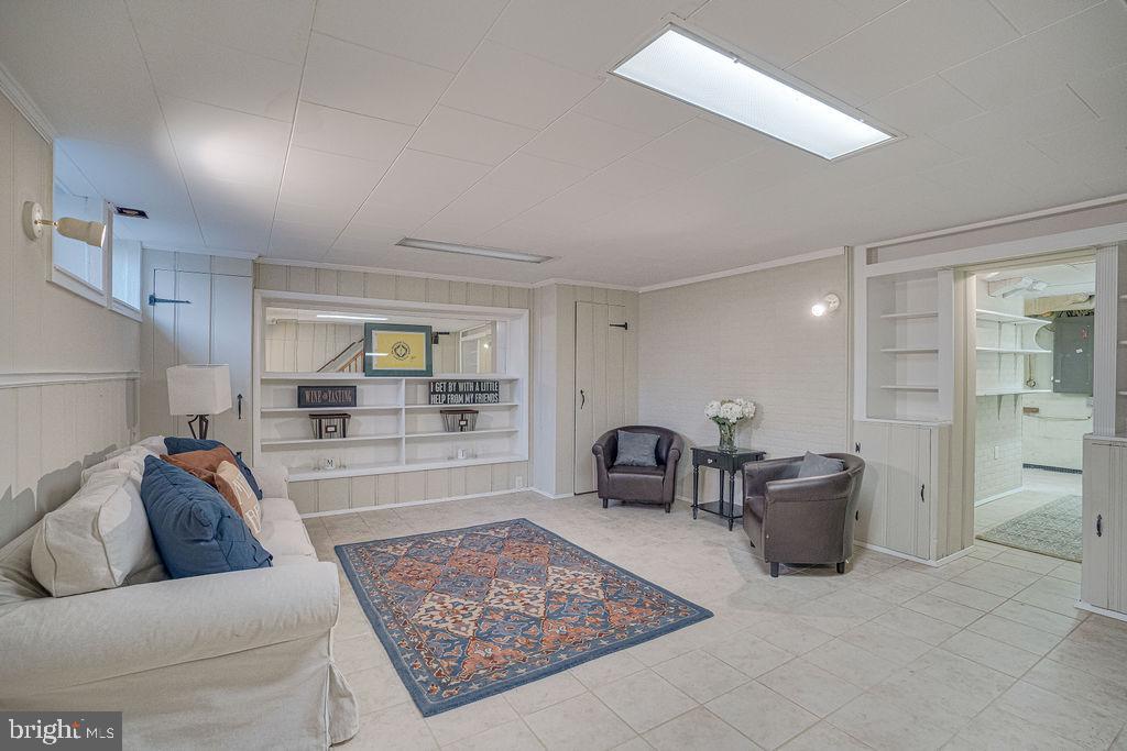 6471 Blenheim Road Baltimore, MD 21212 - Photo 19 of 50 Finished Lower Level/Rec Room