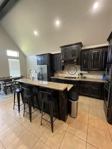 $379,900 | 14870 Lisa Lane, Beaumont, TX 77713