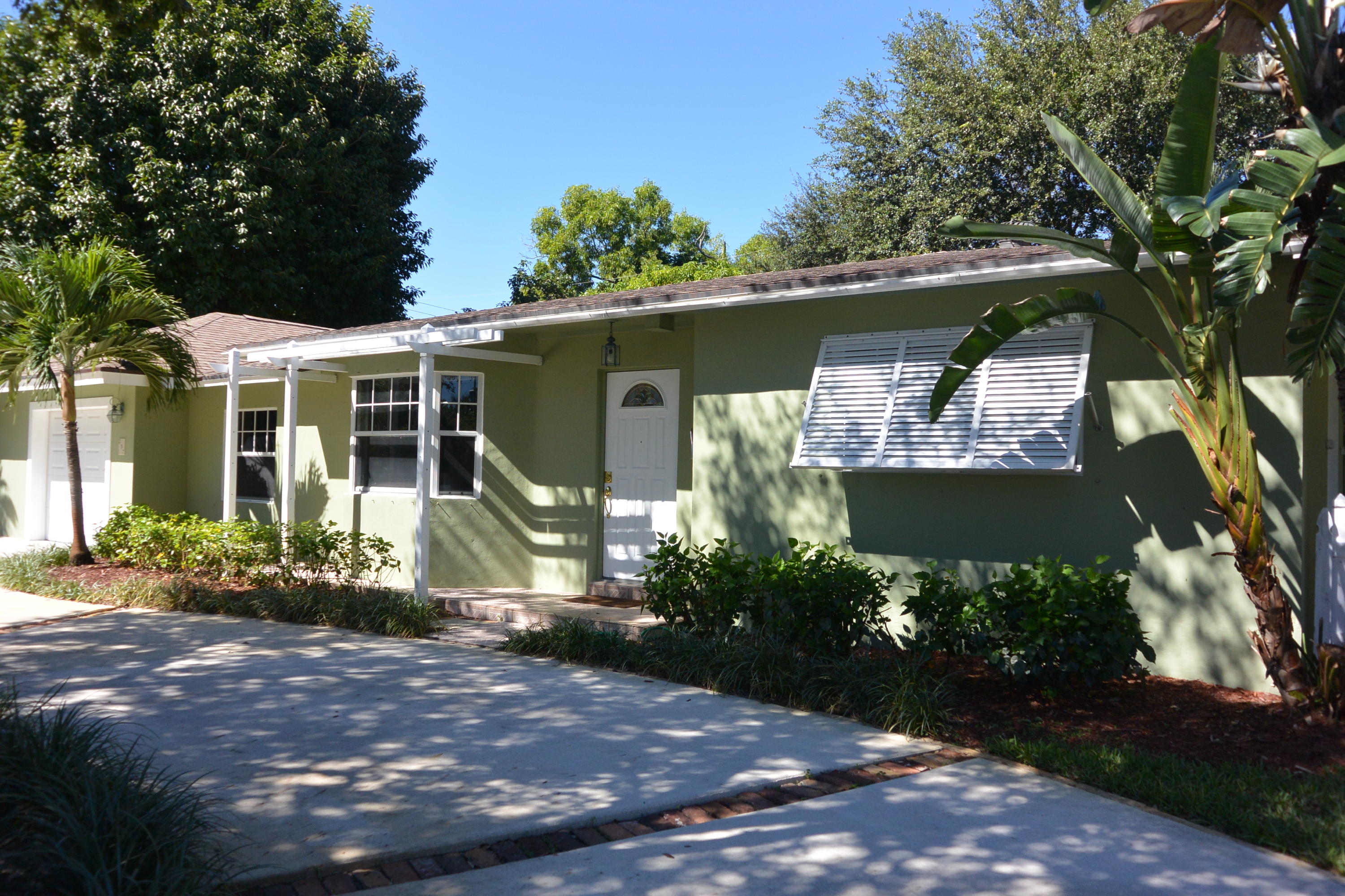 257 Bunker Ranch Road West Palm Beach, FL 33405 - Photo 1 of 13 257 Bunker Ranch