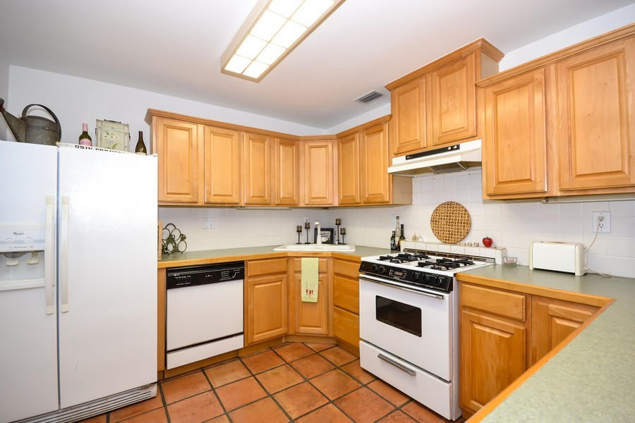 257 Bunker Ranch Road West Palm Beach, FL 33405 - Photo 4 of 13 Kitchen