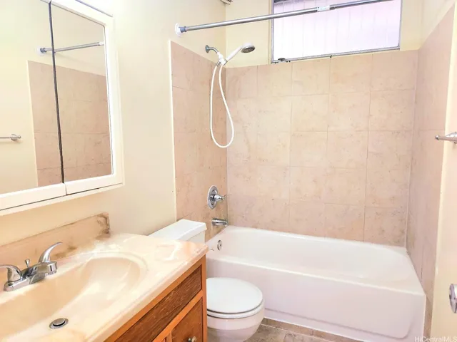 $2,350 | 95-2031 Waikalani Place, Unit D206, Mililani, HI 96789