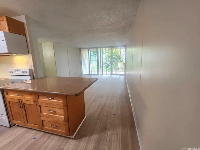 $2,350 | 95-2031 Waikalani Place, Unit D206, Mililani, HI 96789