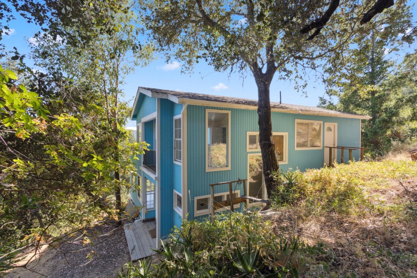 520 Laguna Creek Road Los Gatos, CA 95033 - Photo 42 of 75 front view of a house with a tree