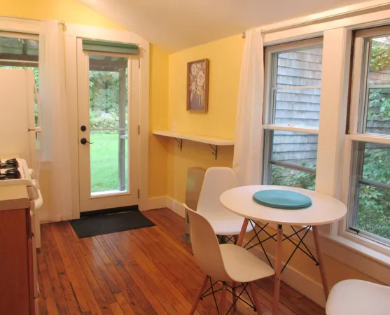 $1,500 | 38 Berkley Street, Unit B, Bethlehem, NH 03574