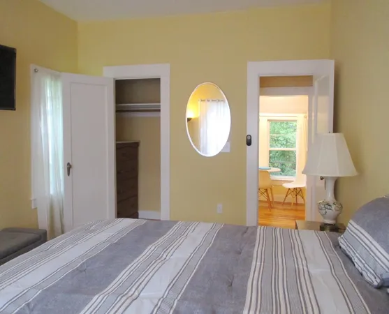 $1,500 | 38 Berkley Street, Unit B, Bethlehem, NH 03574