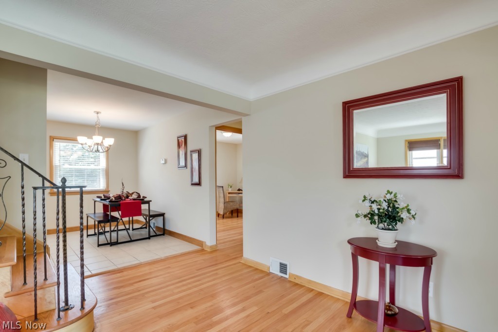 638 Dickerson Road Willowick, OH 44095 - Photo 9 of 25 Gallery Image 9