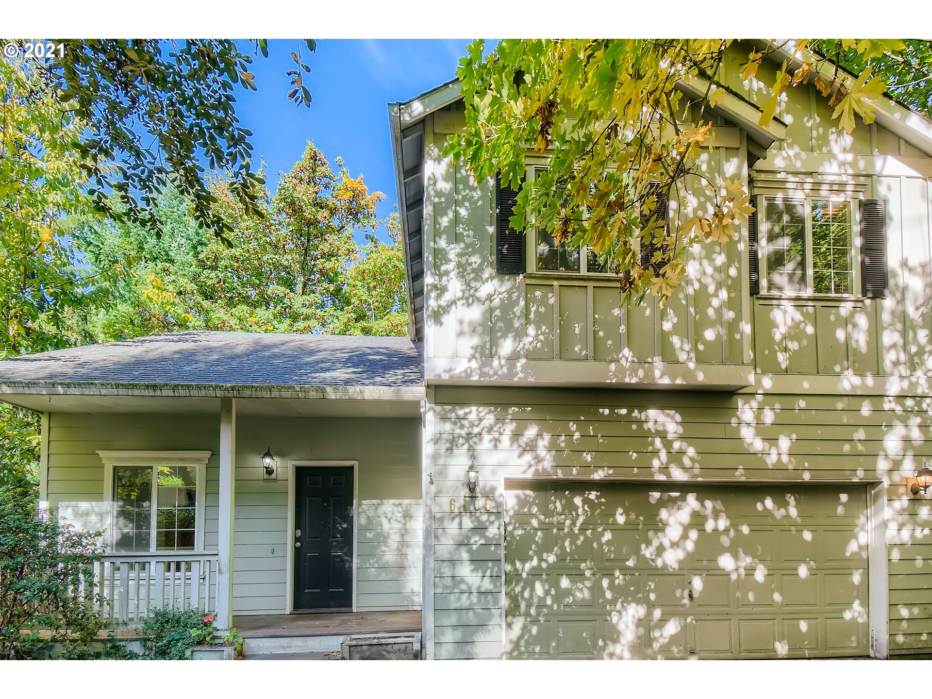 6105 Southwest Lesser Way Portland, OR 97219 - Photo 1 of 32 Gallery Image 1