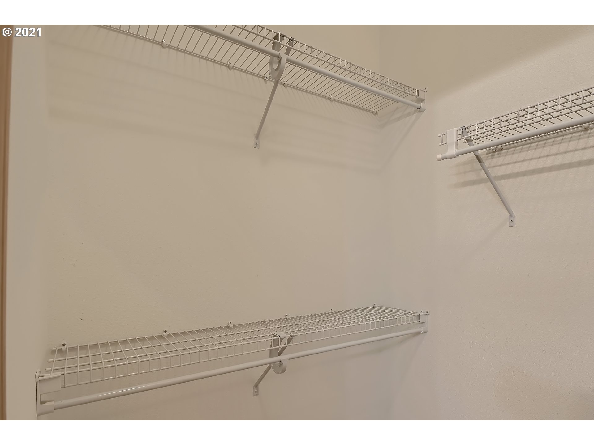 6105 Southwest Lesser Way Portland, OR 97219 - Photo 20 of 32 Gallery Image 20