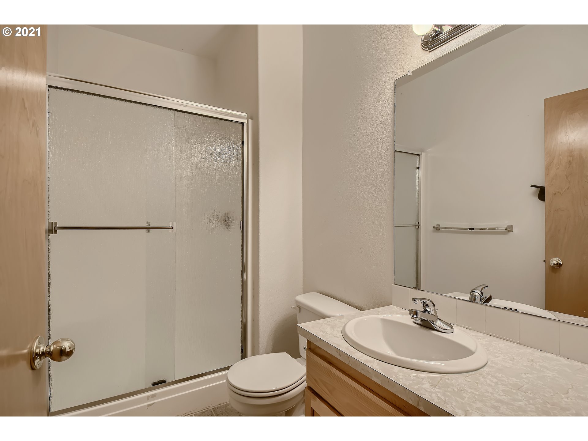 6105 Southwest Lesser Way Portland, OR 97219 - Photo 28 of 32 Gallery Image 28