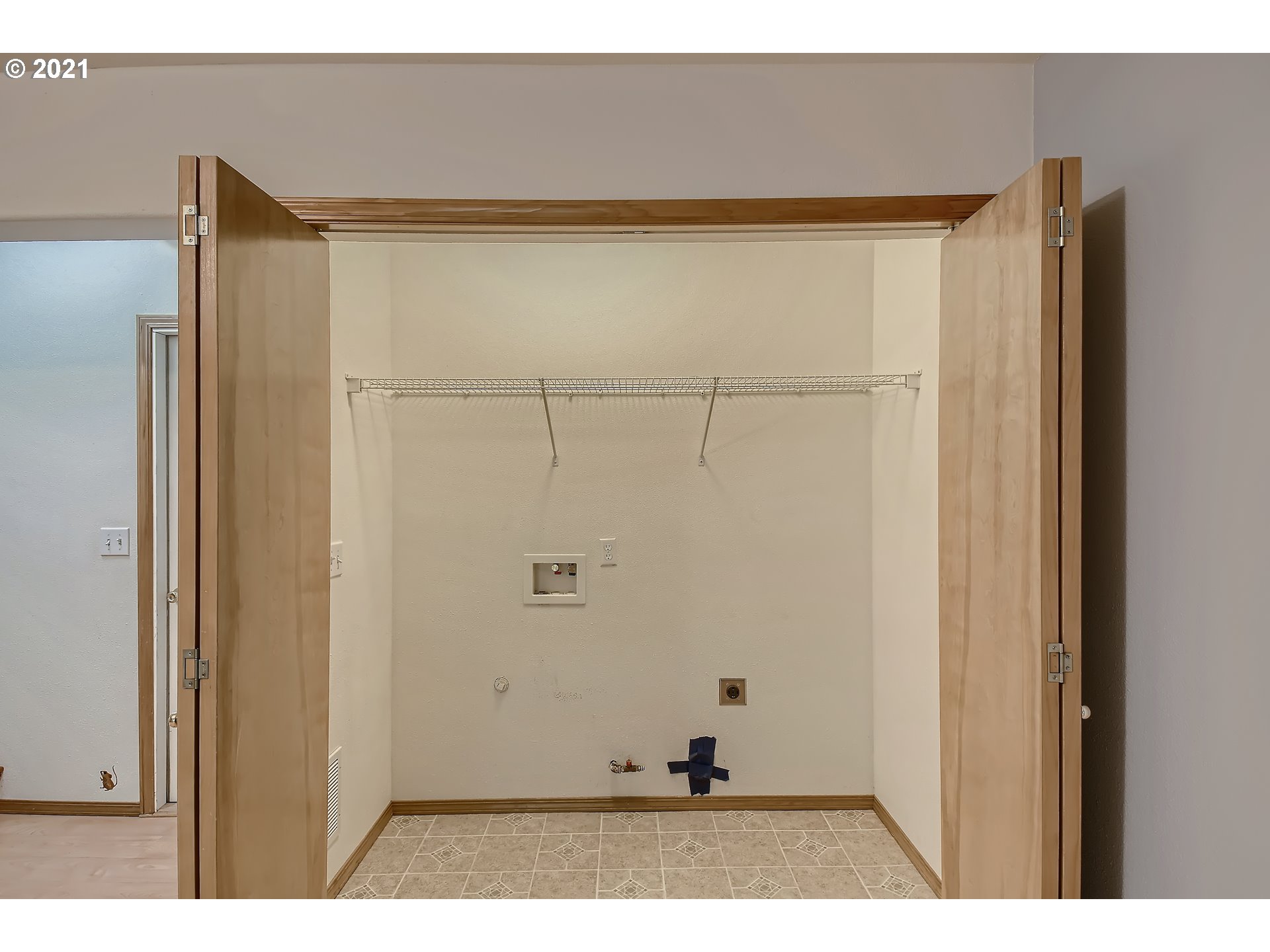6105 Southwest Lesser Way Portland, OR 97219 - Photo 29 of 32 Gallery Image 29