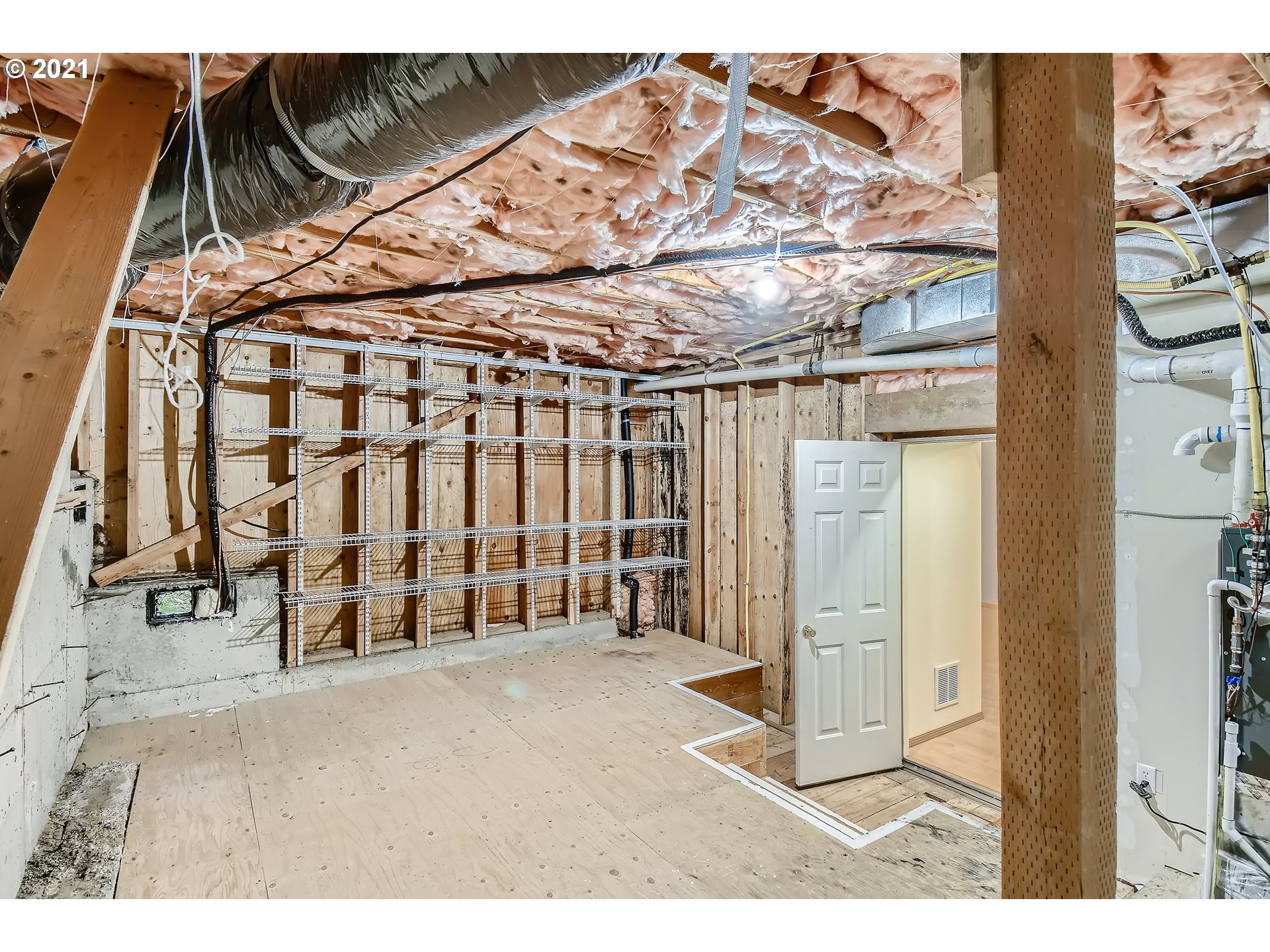 6105 Southwest Lesser Way Portland, OR 97219 - Photo 30 of 32 Gallery Image 30