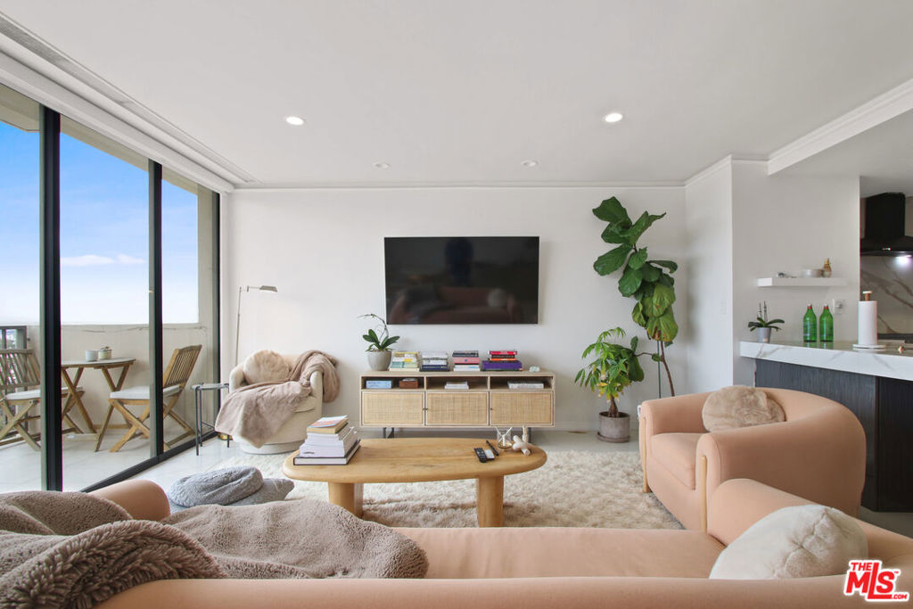 2160 Century Hill, Unit 1804 Los Angeles, CA 90067 - Photo 3 of 10