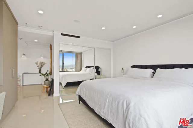 $999,995 | 2160 Century Hill, Unit 1804, Los Angeles, CA 90067