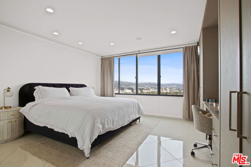 2160 Century Hill, Unit 1804 Los Angeles, CA 90067 - Photo 9 of 10