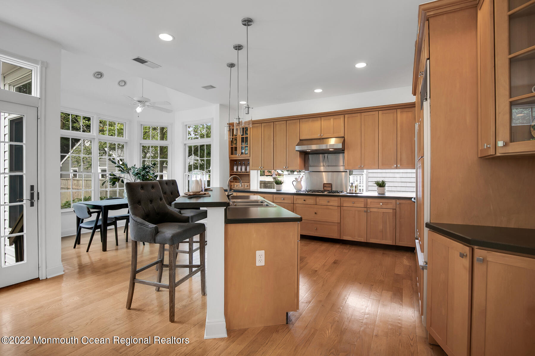 13 Cedar Avenue Rumson, NJ 07760 - Photo 16 of 49 13 Cedar Ave Rumson NJ 07760 USA-015-014