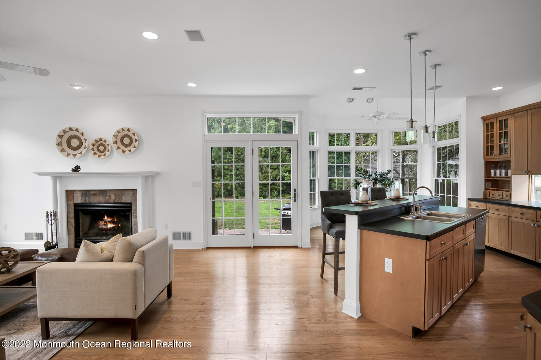 13 Cedar Avenue Rumson, NJ 07760 - Photo 17 of 49 13 Cedar Ave Rumson NJ 07760 USA-012-011