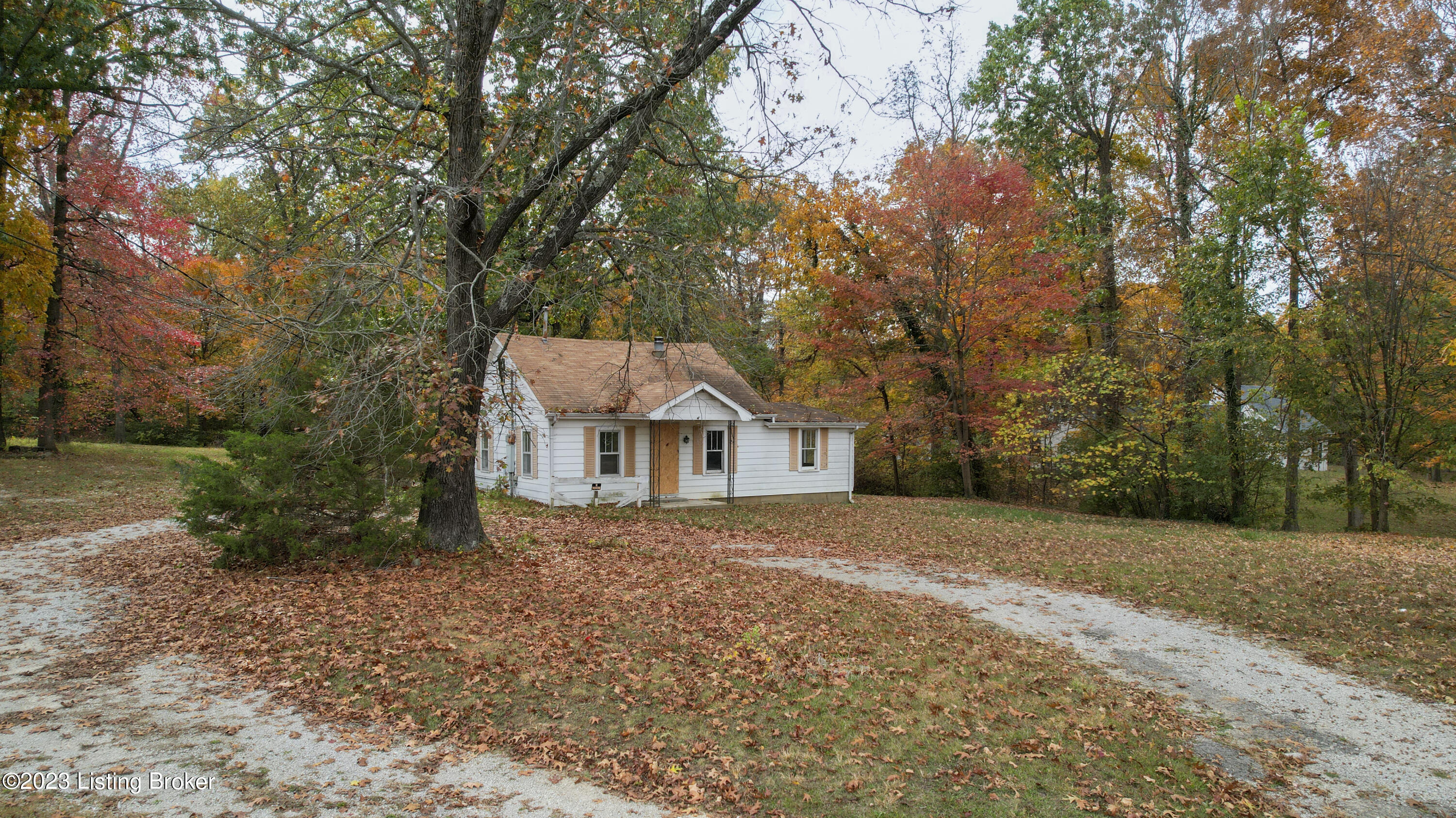 9706 Fairmount Road Louisville, KY 40291 - Photo 5 of 5 3.6287 Acres
