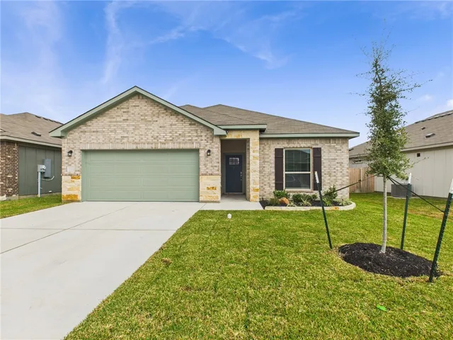 $2,350 | 5306 Lyle Place, Bryan, TX 77807