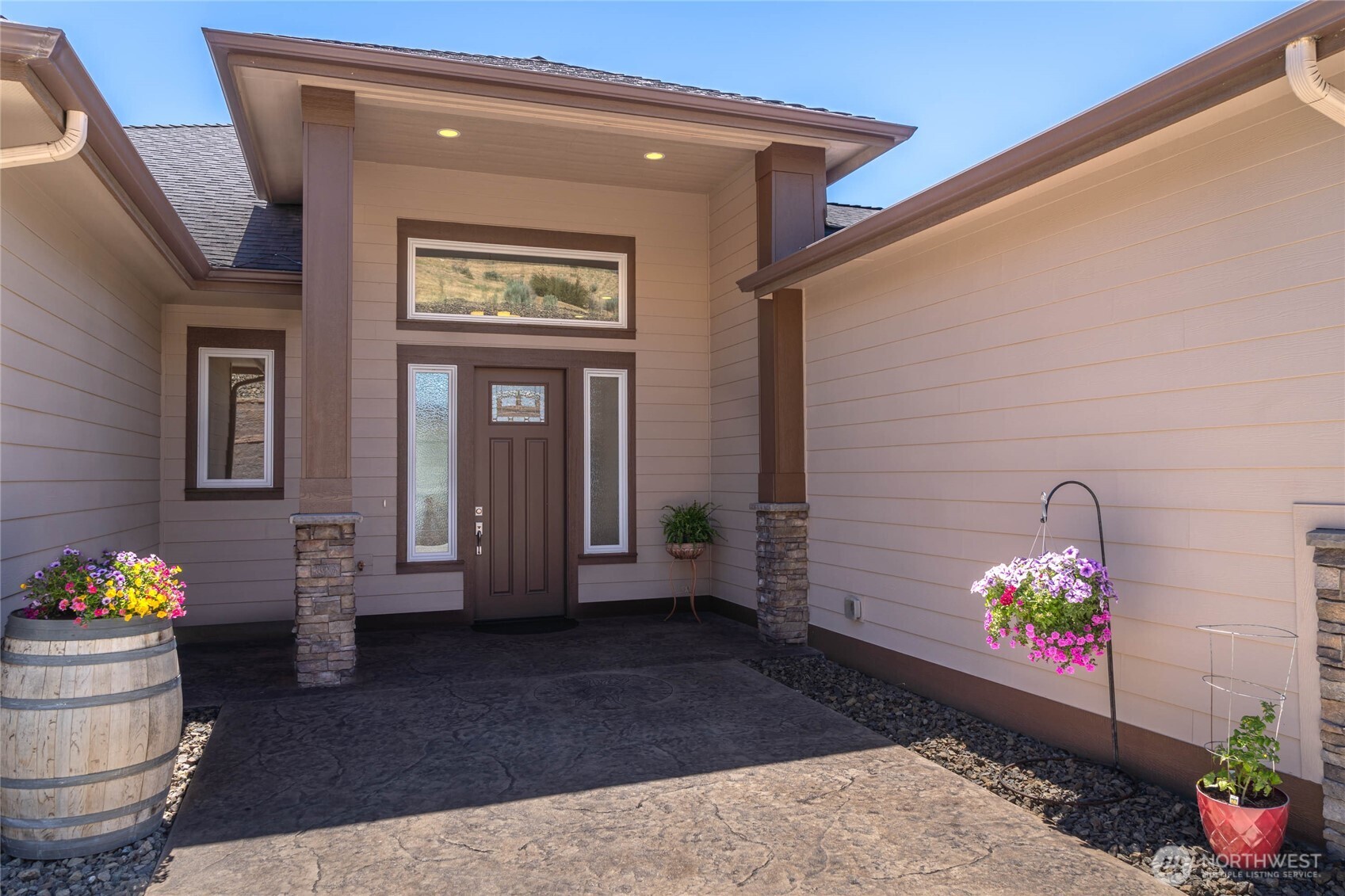 229 Apple Avenue Chelan, WA 98816 - Photo 7 of 40