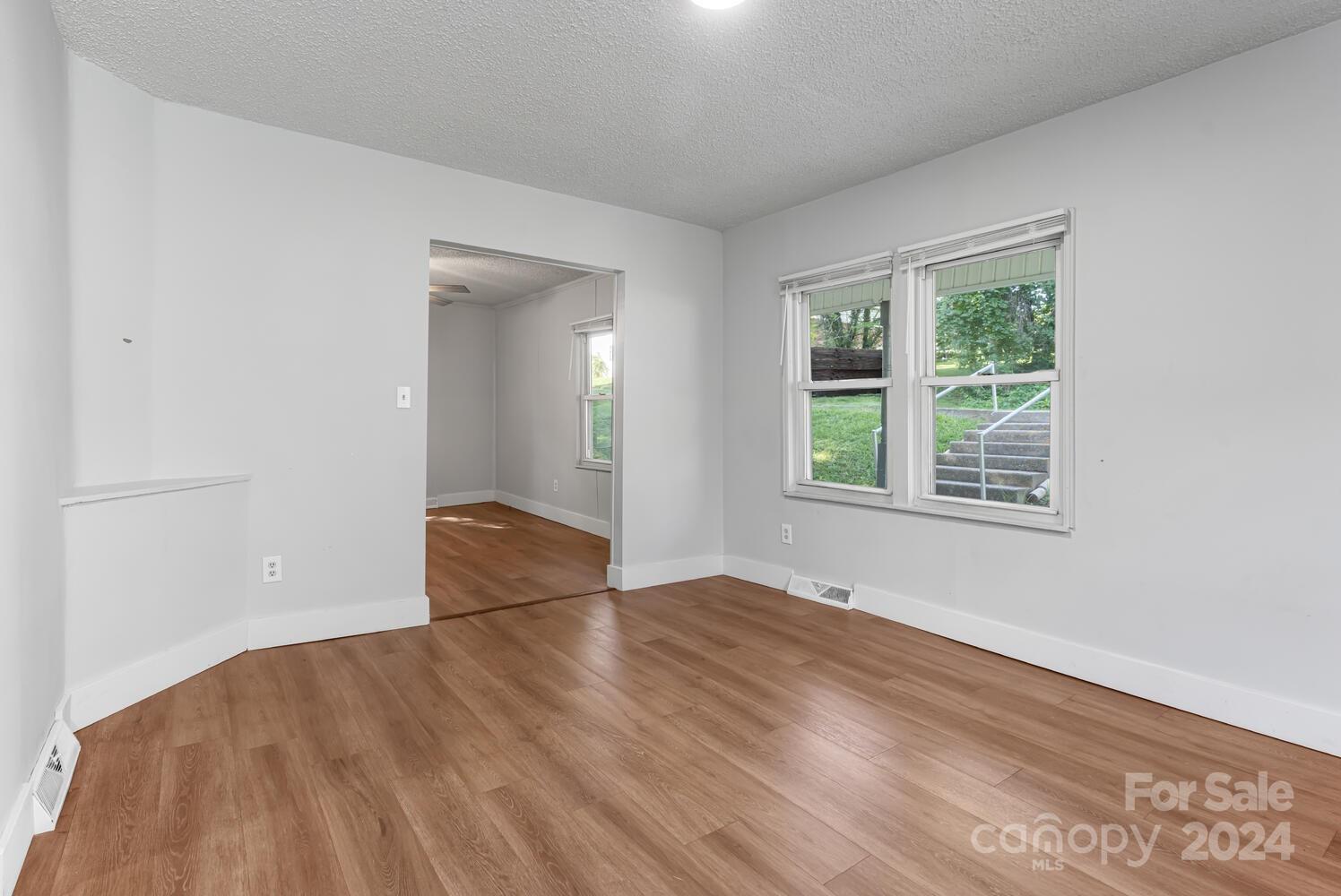 151 Reed Street Asheville, NC 28803 - Photo 11 of 32 Gallery Image 11