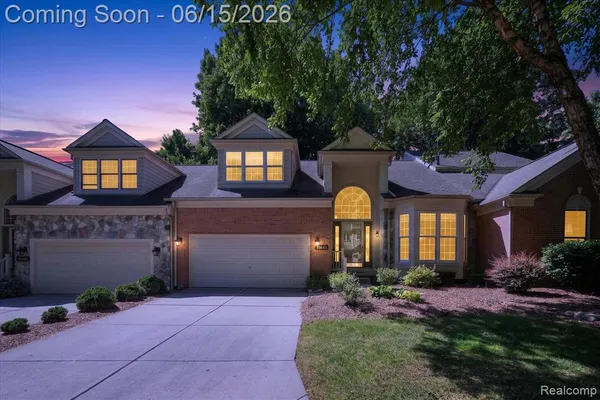 $449,900 | 39643 Southwind Lane, Unit 13, Northville, MI 48168