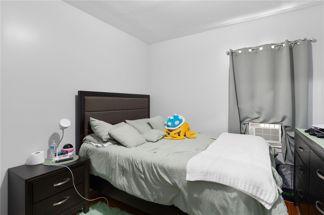 43 Tweed Street Pawtucket, RI 02861 - Photo 17 of 43