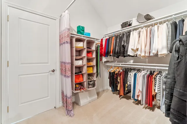 $934,900 | 3984 Lamont Drive, Waterford, MI 48329