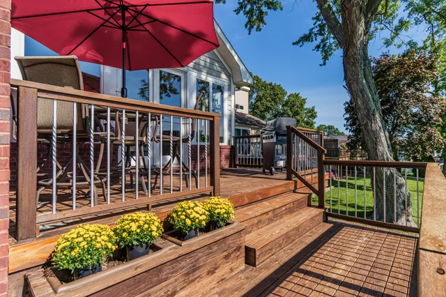 $934,900 | 3984 Lamont Drive, Waterford, MI 48329