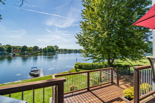 $934,900 | 3984 Lamont Drive, Waterford, MI 48329