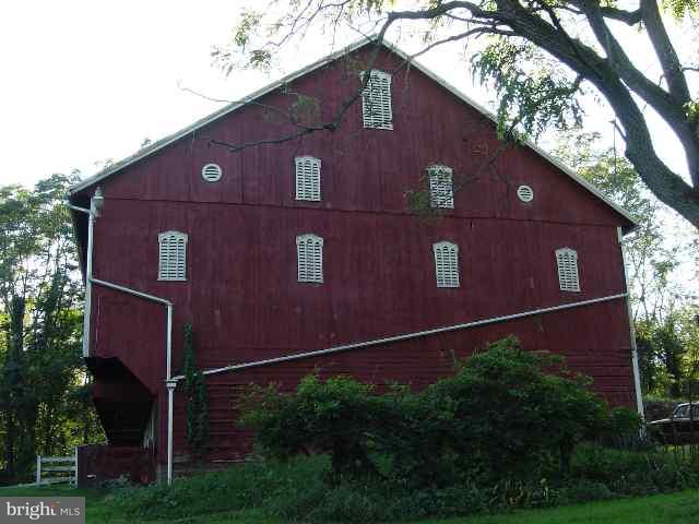 7265 Harmony Grove Road Dover, PA 17315 - Photo 4 of 5 Gallery Image 4