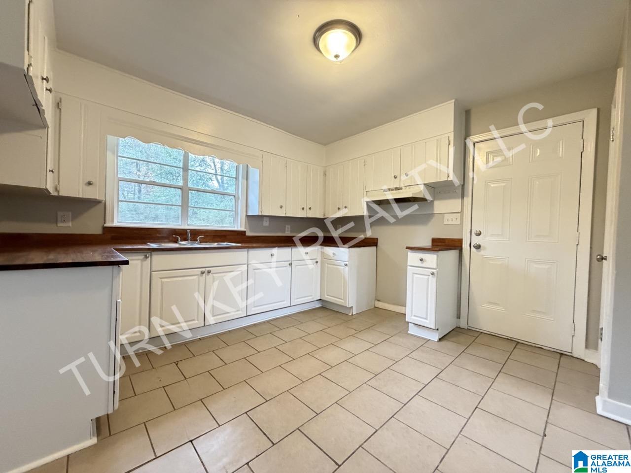 908 5 Mile Road Birmingham, AL 35215 - Photo 3 of 12