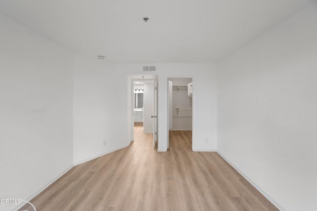 $2,600 | 5805 Oak Bend Lane, Unit 208, Oak Park, CA 91377