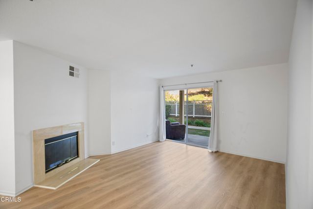 $2,600 | 5805 Oak Bend Lane, Unit 208, Oak Park, CA 91377