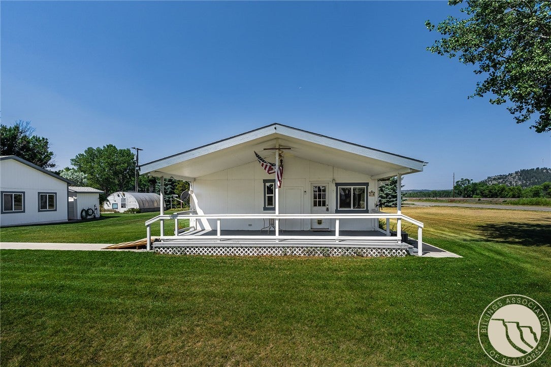 210 North Park Street Reed Point, MT 59069 - Photo 2 of 32 Gallery Image 2