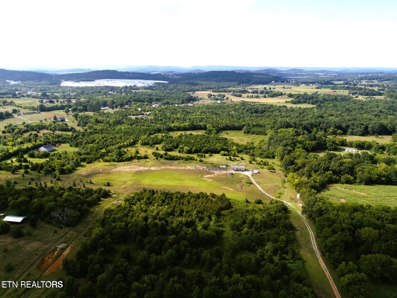 1106 Hinchey Hollow Road New Market, TN 37820 - Photo 2 of 4 20250806191451808615000000-o