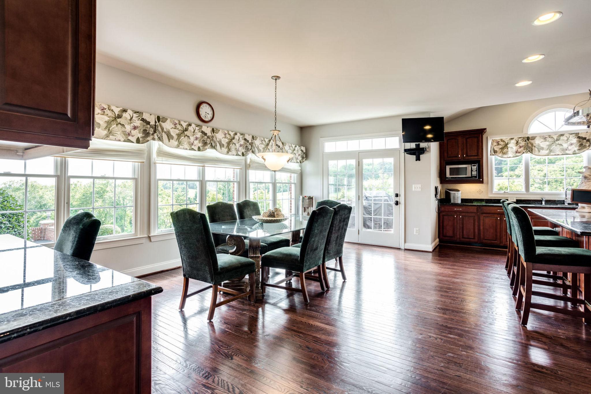 40749 Beechnut Road Leesburg, VA 20175 - Photo 13 of 53 Gallery Image 13