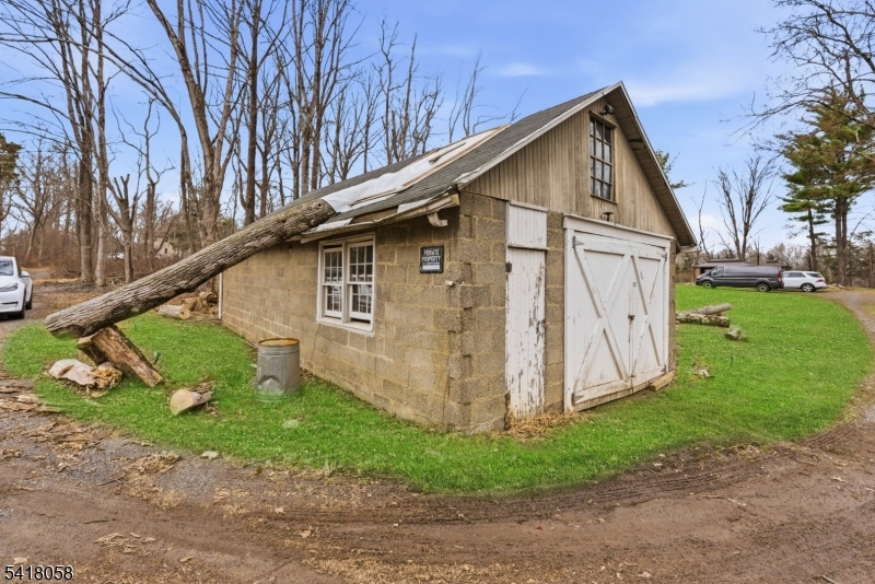 28 Wagners Lane Warren, NJ 07059 - Photo 48 of 50 a view of a house with backyard