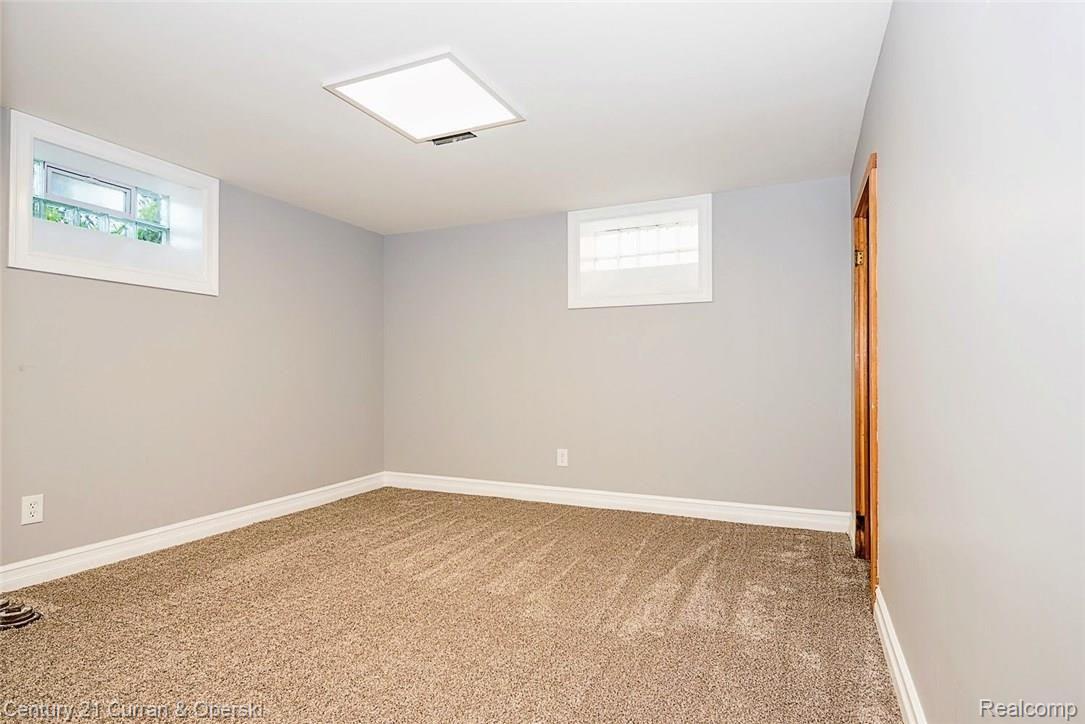 7610 Miller Road Dearborn, MI 48126 - Photo 25 of 28 DSC_7572.jpg