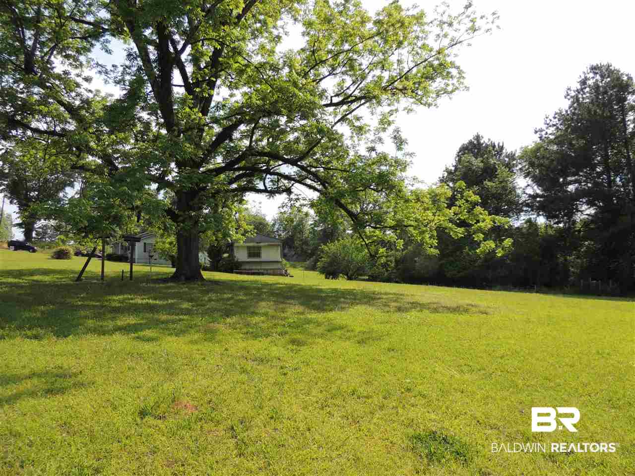 552 Reynolds Avenue Evergreen, AL 36401 - Photo 2 of 7