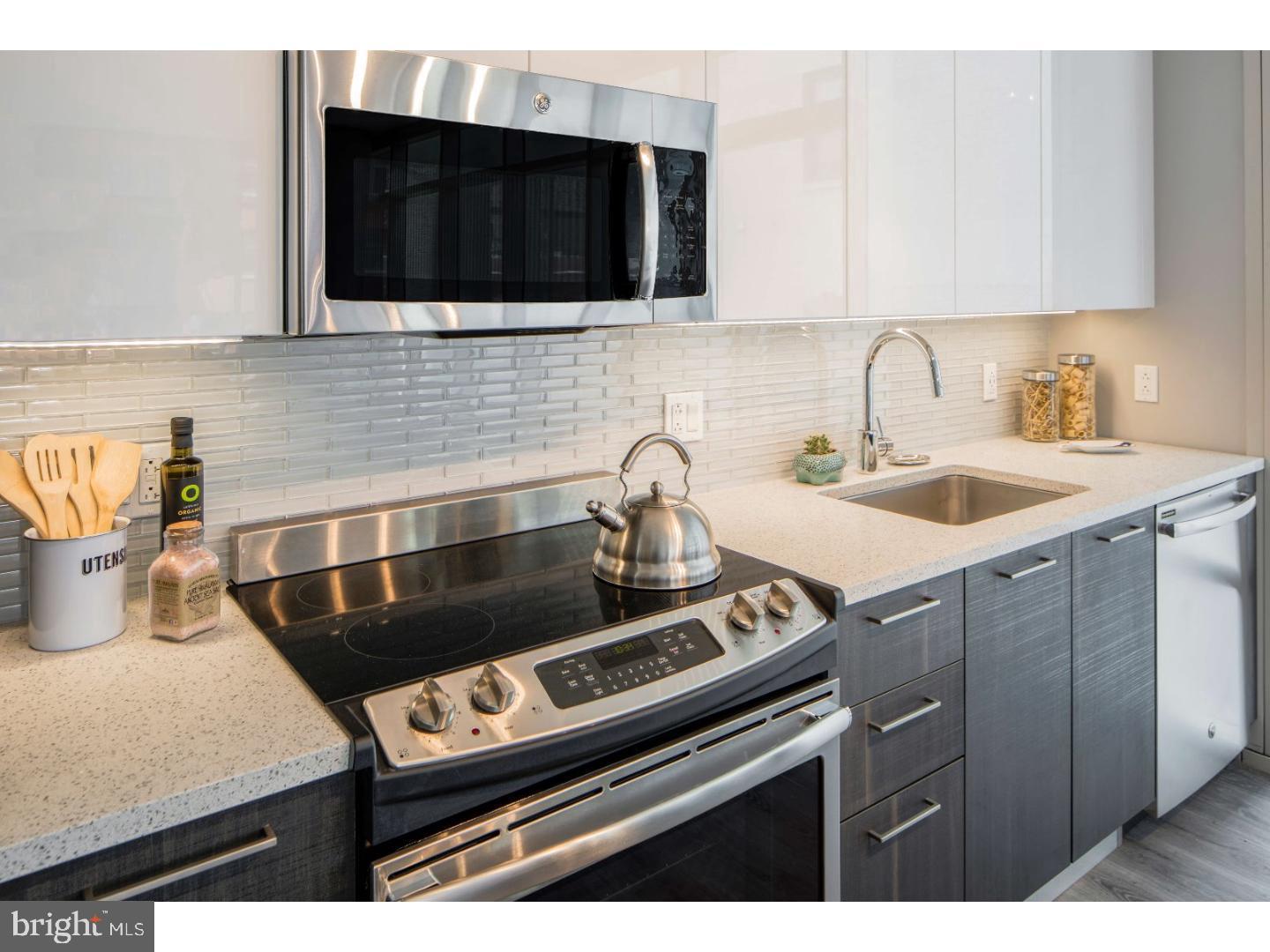 1213 Walnut Street, Unit 1B1607 Philadelphia, PA 19107 - Photo 11 of 15