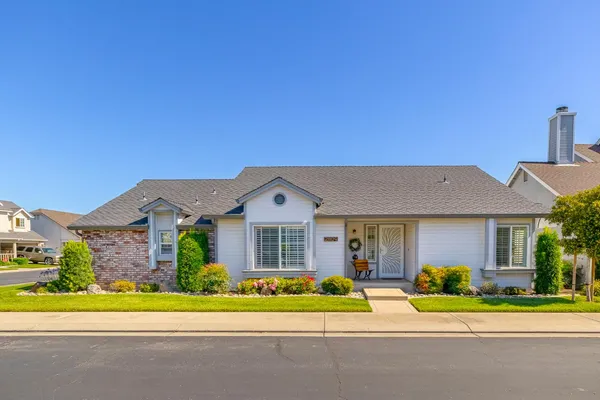 $400,000 | 2809 Sand Stone Street, Modesto, CA 95355