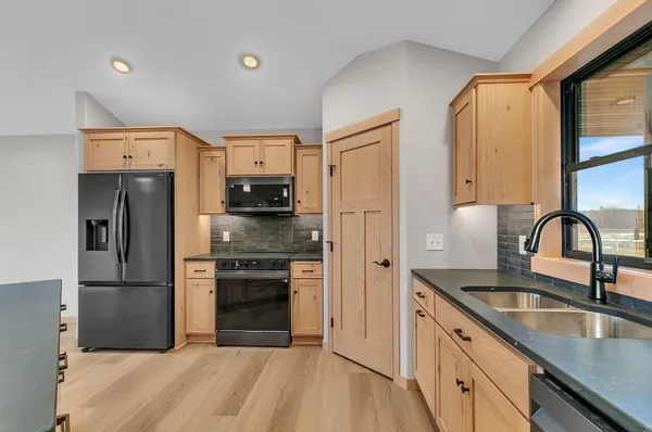 $559,900 | 1116 Lanigan Way S Way East, St. Joseph, MN 56374