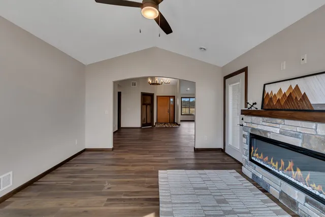 $559,900 | 1116 Lanigan Way S Way East, St. Joseph, MN 56374