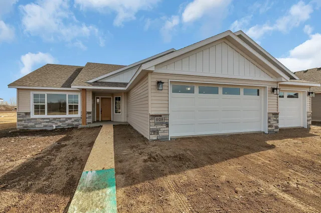 $559,900 | 1116 Lanigan Way S Way East, St. Joseph, MN 56374