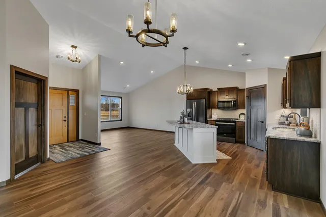 $559,900 | 1116 Lanigan Way S Way East, St. Joseph, MN 56374