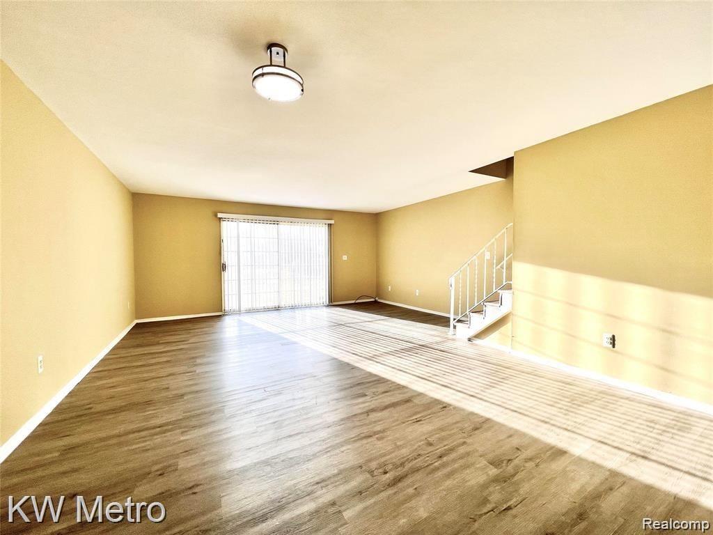 32238 West 12 Mile Road, Unit 114 Farmington, MI 48334 - Photo 2 of 17