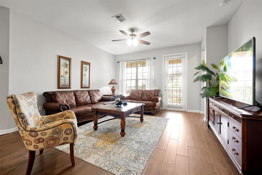 5036 Shoreway Loop, Unit 30105 Orlando, FL 32819 - Photo 5 of 49