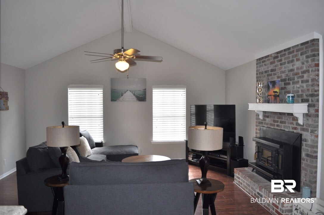 3629 Vista Ridge Drive Mobile, AL 36693 - Photo 3 of 16 Living Room