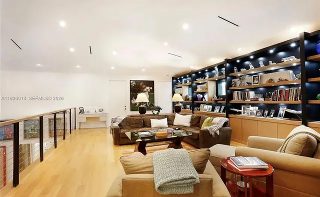 $20,000 | 6611 Leonardo Street, Coral Gables, FL 33146