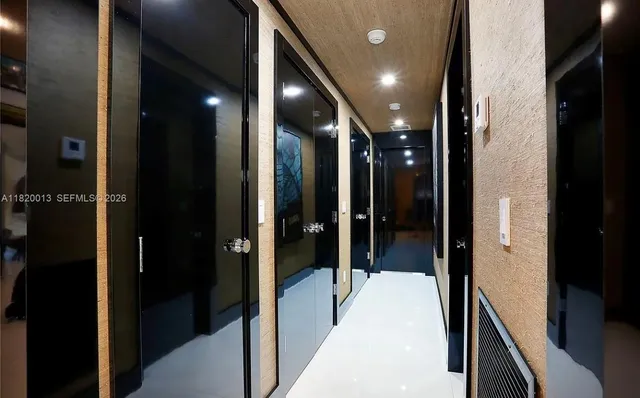 $20,000 | 6611 Leonardo Street, Coral Gables, FL 33146